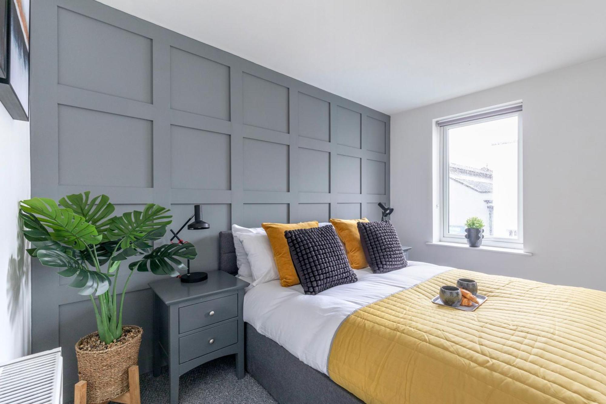 Modern Four Bedroom Four Bathroom Home Cheltenham Buitenkant foto